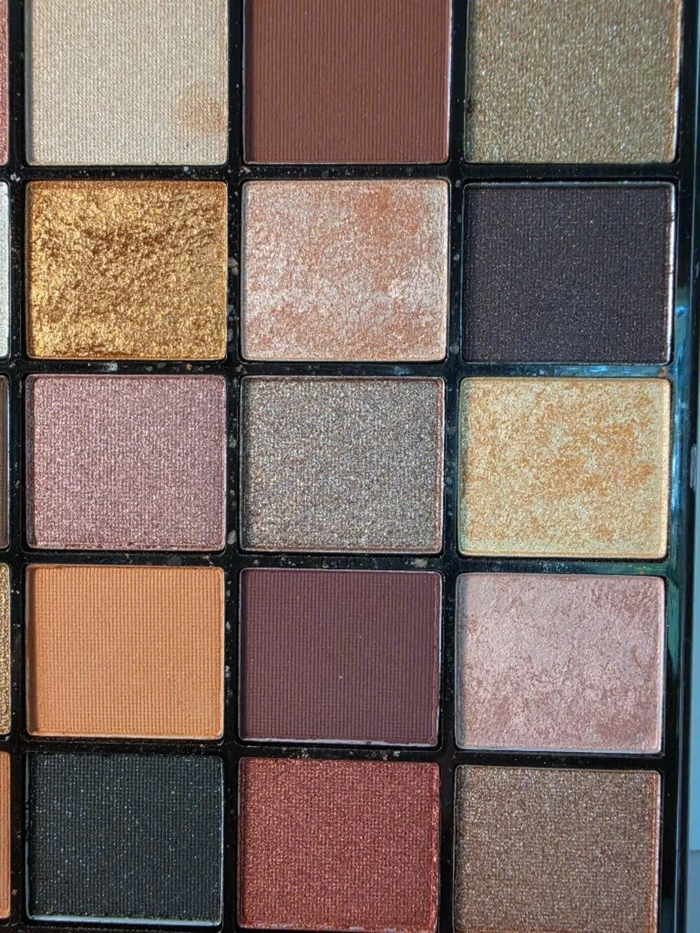 Revolution LARGE IT UP Maxi Reload Eyeshadow Palette